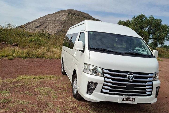 Private Round-Trip Transportation to Teotihuacan Pyramids