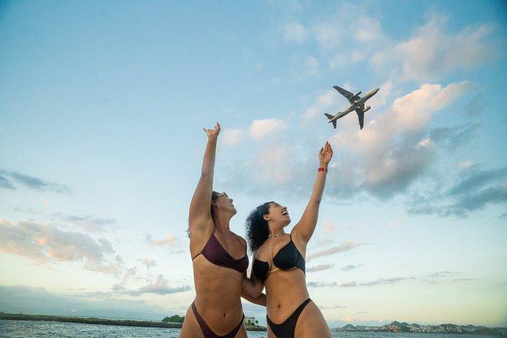 Rio de Janeiro: Sunset Boat Tour with Swimming, Drinks & Snacks