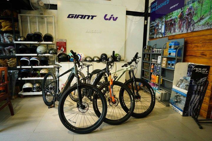 Premium Rental E-Bike in Siem Reap: E-MTB Giant