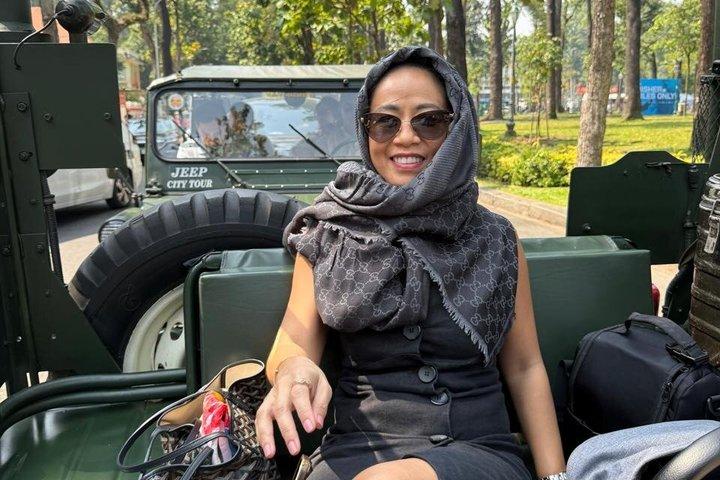 Authentic Saigon Street Food Tour by US Army Jeep or Motorbike