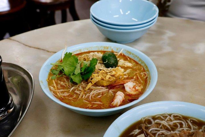 Penang: Hilltop Views, Kek Lok Si & Local Laksa Tasting