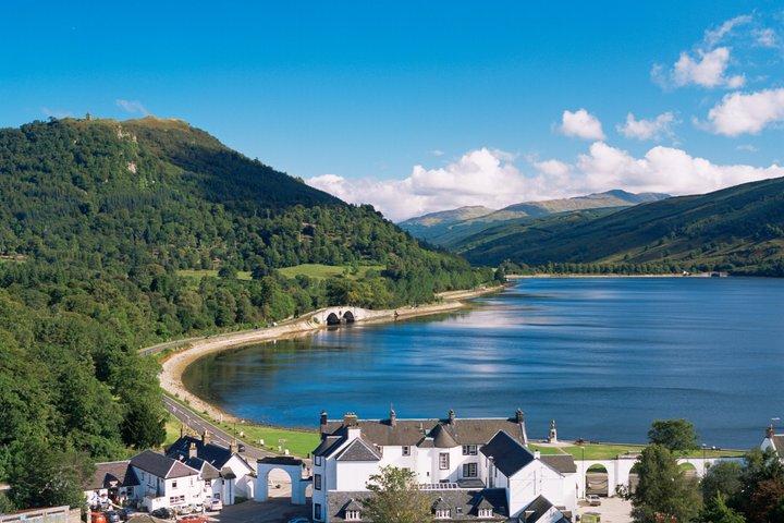 Highland Lochs, Glens & Castles Small Group Tour from Edinburgh
