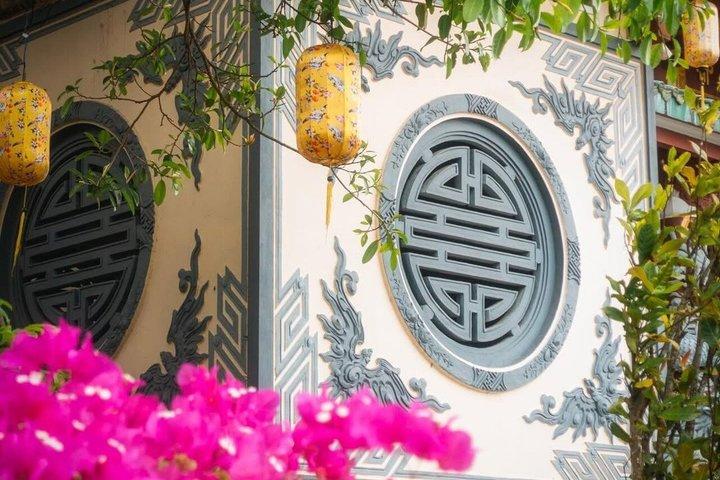 Da Nang: Lady Buddha & Marble Mountains Sunrise Tour