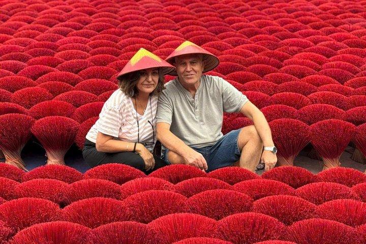 Hanoi: Incense Village Discovery & Ninh Binh Scenic Boat Trip