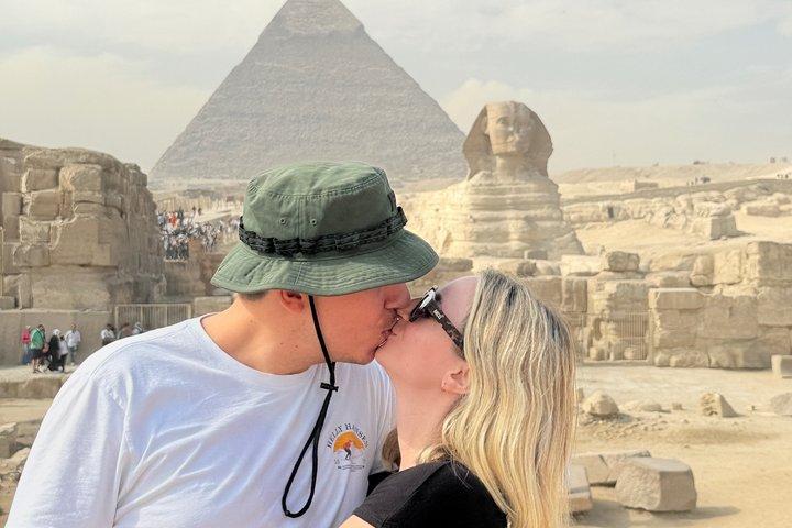 Cairo 8 Hour Private Tour of Pyramids & Grand Egyptian Museum