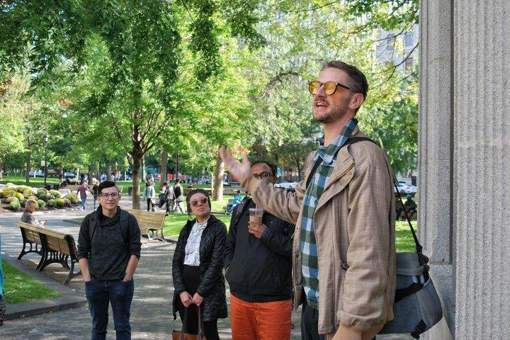 Old Montreal Walking Tour with @MontrealExpert