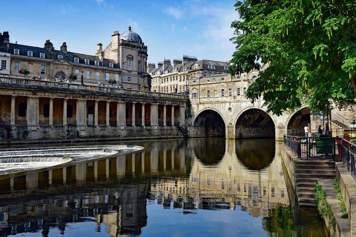 Bath Iconic Landmarks and Hidden Gems Self Guided Walking Tour
