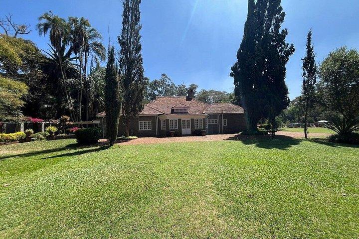 Nairobi: Karen Blixen Museum, Giraffe Center and Kobe Beads Tour