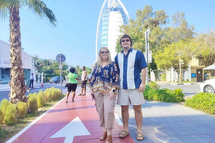 Modern Dubai Half-Day Tour: Monorail Ride, Palace & Mosque Visit
