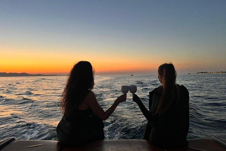 Luxury Sunset Cruise with Aperol Spritz from Trogir and Split