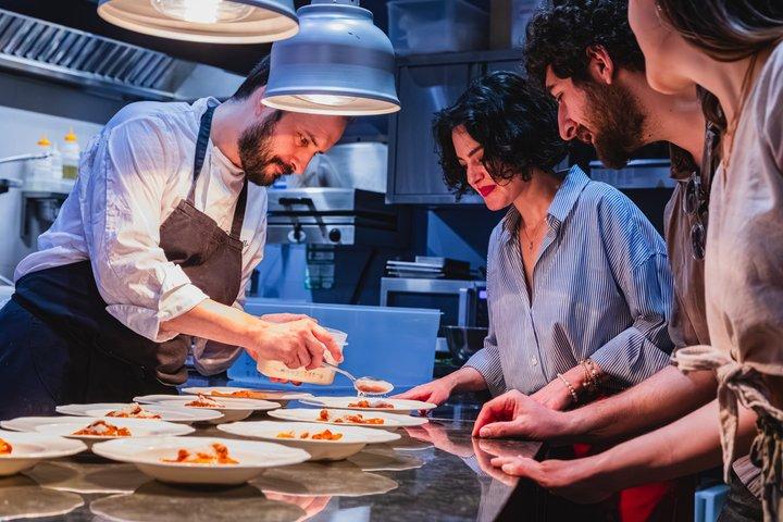 NEW Rome VIP Dinner Tour: Truffle, Wine and Trevi Fountain View