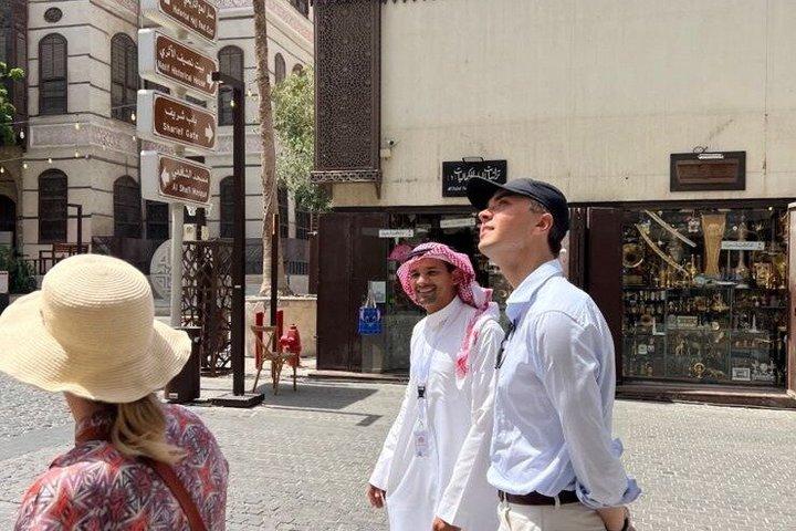 Full Day Private Tour: Adventure and Luxury in Charming Jeddah