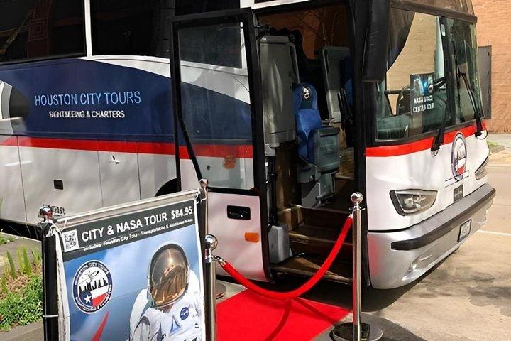 NASA's Space Center & Official Houston City Tour with tickets