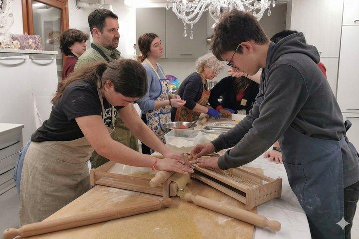 Express Venice Cooking Class: Fresh Pasta, Tiramisù & Wine