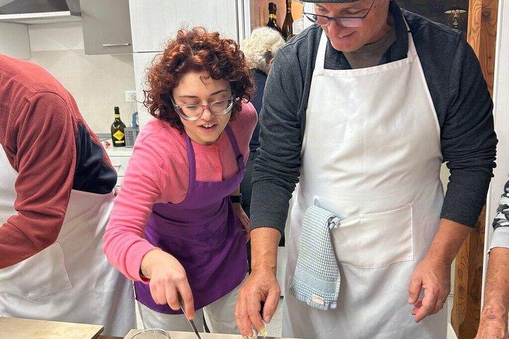 Express Venice Cooking Class: Fresh Pasta, Tiramisù & Wine