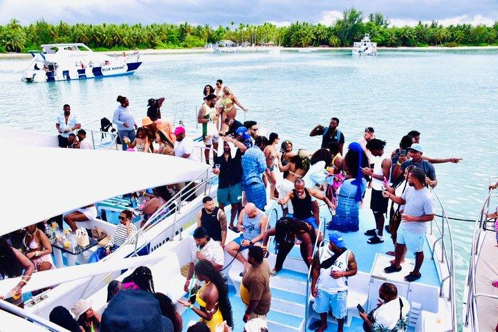 #1 Punta Cana Hip Hop Adults Only Party Boat with Open Bar & DJ