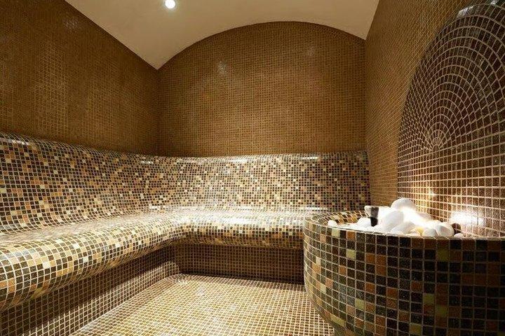 Marrakech Traditional Hammam and Massage Experience with Transfer