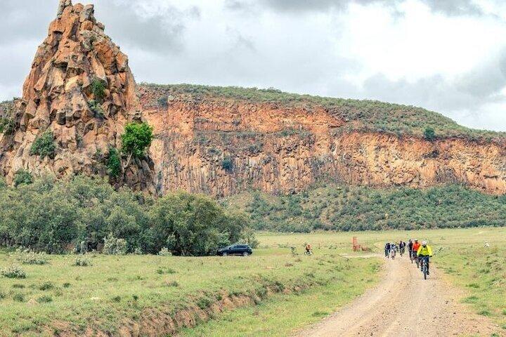 1 Day Hell's Gate National Park with Boat Ride