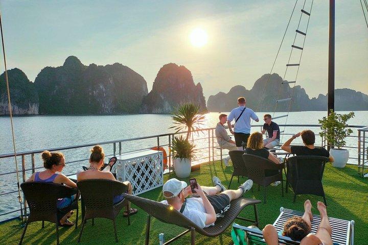 Ha Long Cruise with Jacuzzi Buffet Lunch and Sunset Party