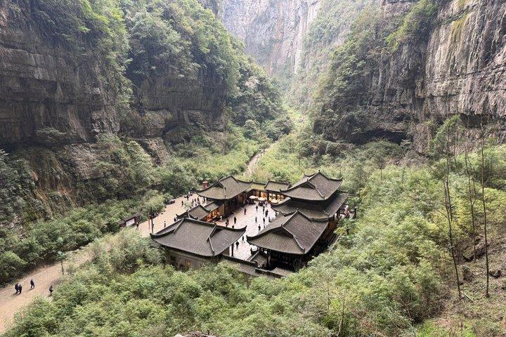 Premium Chongqing 4 Day All Inclusive and Semi Custom Escape