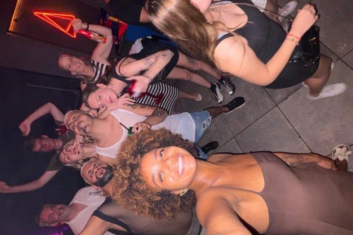 Rio de Janeiro: One Night in Bars and Nightclubs in Copacabana