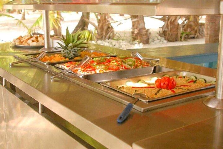 Saona Island Catamaran and Beach with Lunch from Bayahibe