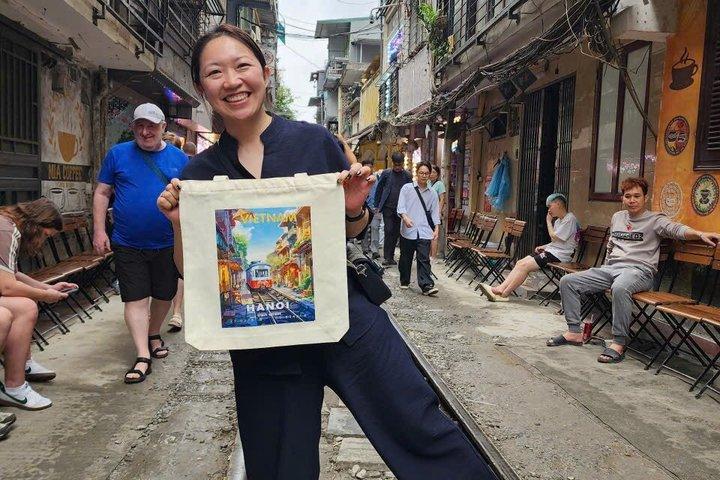 Hanoi Army Jeep Tour with Food and Culture Sightseeing