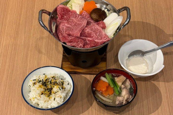 Tokyo Sumo Show & Authentic Chanko Lunch Experience