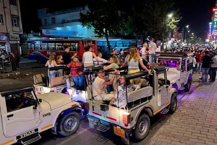 Jaipur by Night: Private 4x4 Jeep Safari with Palace Views