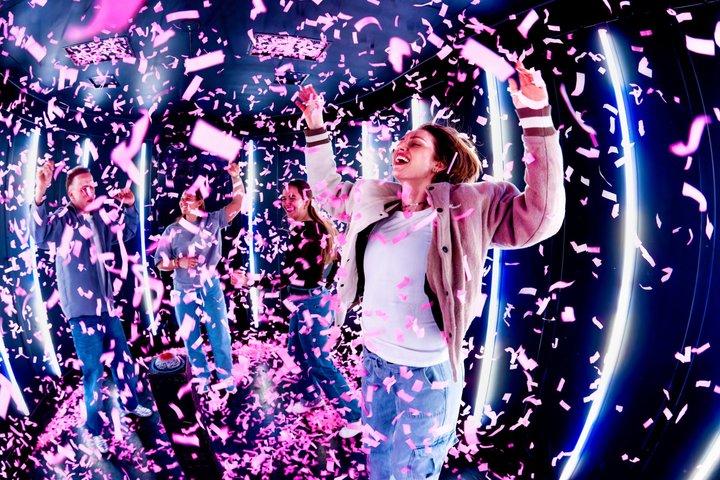 AMAZE by ID&T: Multi-Sensory Immersive Spectacle
