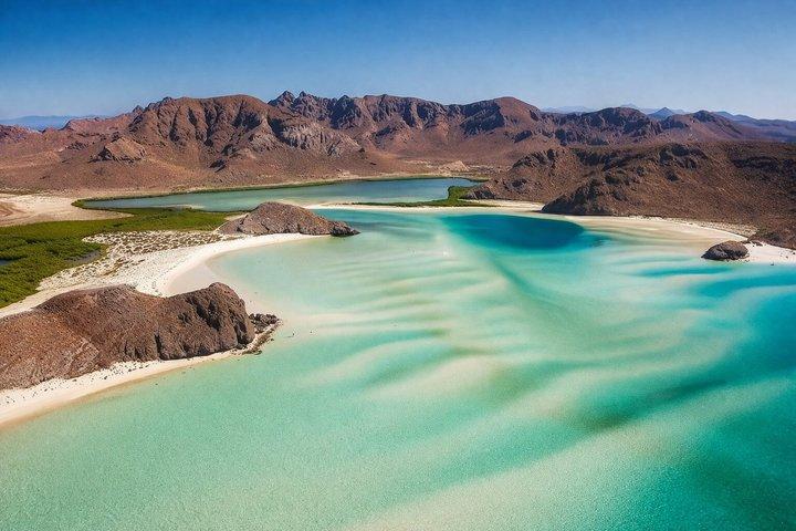 La Paz and Balandra Beach Catamaran Experience from Los Cabos