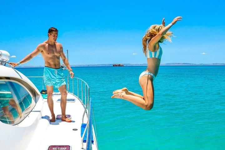 La Paz and Balandra Beach Catamaran Experience from Los Cabos
