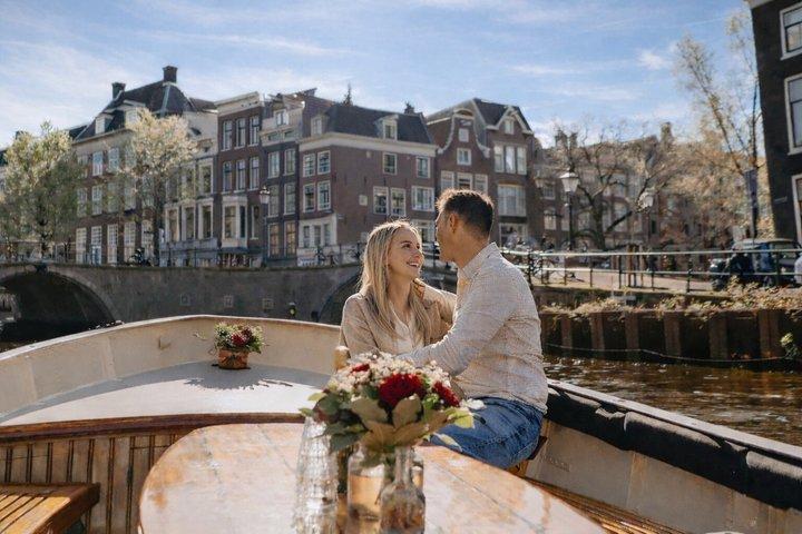 Private Romantic Canal Cruise Amsterdam with Bubbly and Snacks