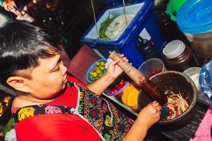 Bangkok 3-in-1 Tour: Longtail Boat,TukTuk & Street Food Adventure