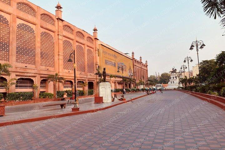 Amritsar Heritage Walk - Golden Temple, Bagh & Museum