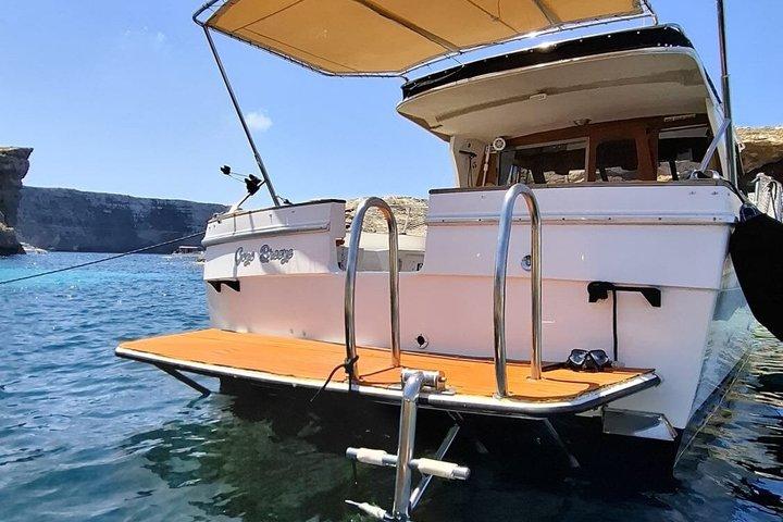 Luxury Private Boat Tour: Comino, Gozo & Stunning Lagoons