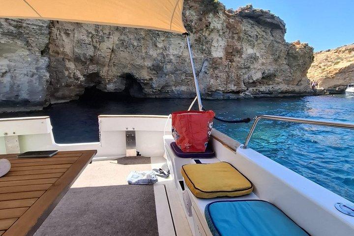 Luxury Private Boat Tour: Comino, Gozo & Stunning Lagoons