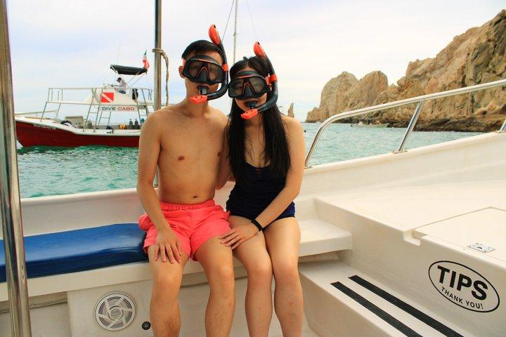 Boat Tour Snorkeling Tour with Guide, Drinks and Fruit