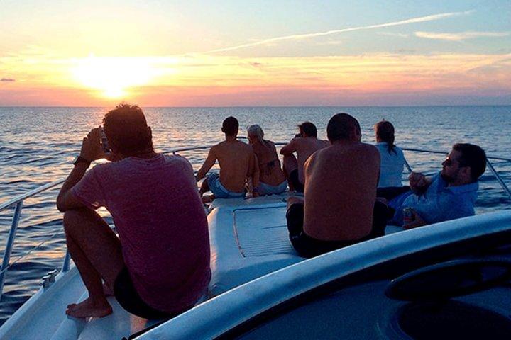 Ultimate Party Combo Cartagena Sunset Boat Party & Pub Crawl