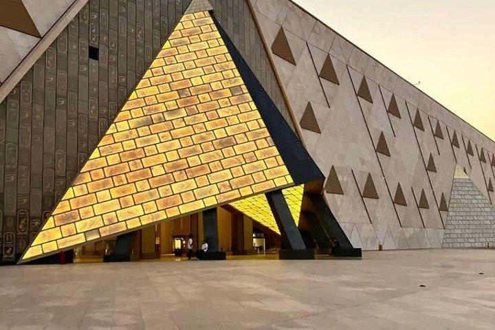 Day tour to Pyramids & The Grand Egyptian Museum
