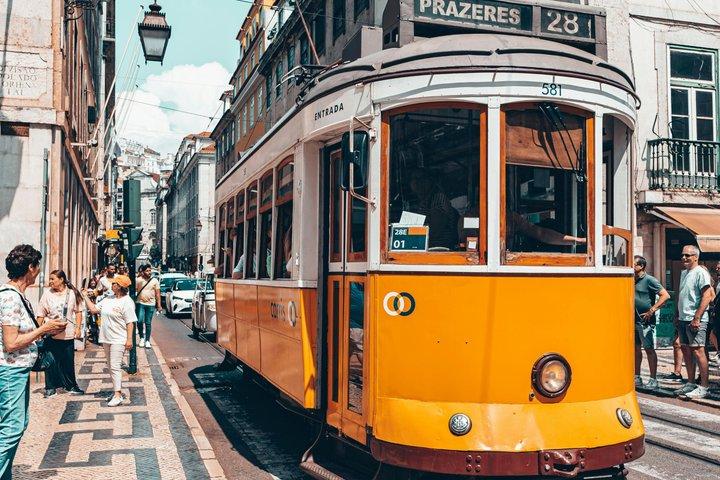 Lisbon Unforgettable City Tour and Cristo Rei Tour