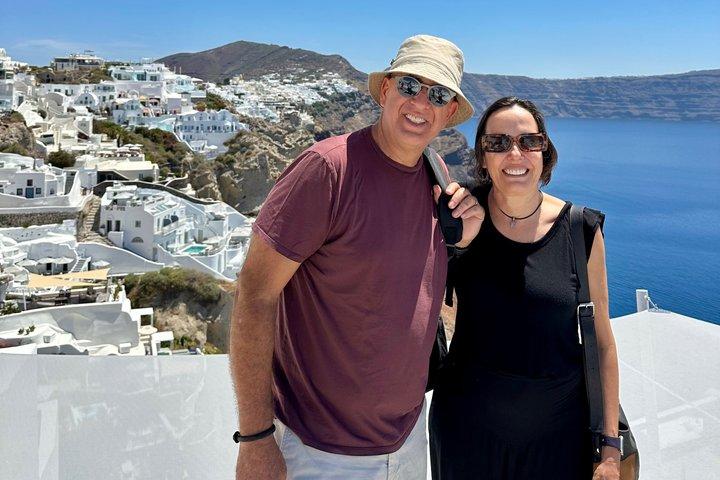 Santorini Highlights Small-Group Tour with Authentic Greek Lunch