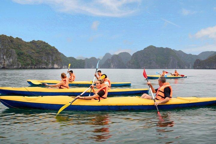 Halong Bay 1 Day Tour from Hanoi with Full Services