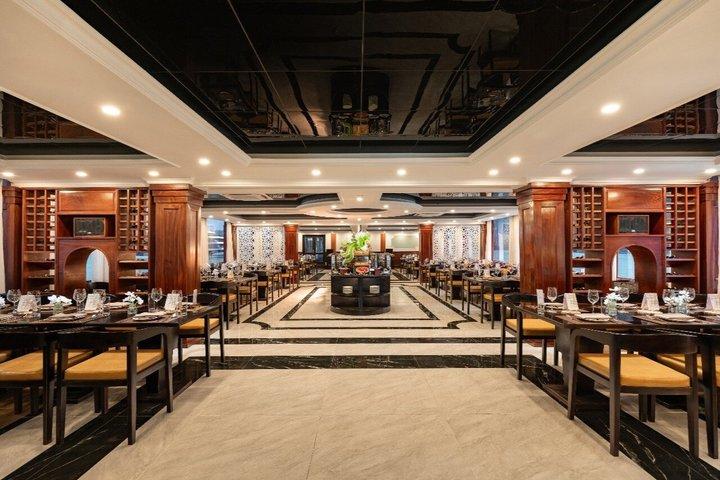Top 5-Star Luxury Day Cruise to Halong & Lan Ha Bay from Hanoi