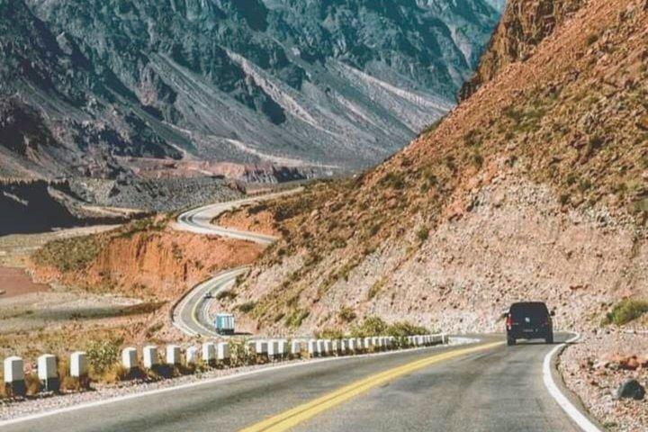 Majestic High Mountain in the Heart of the Andes full day tour