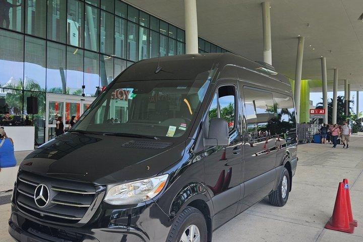 Transfer from Miami Airport to Hotel or Port Miami. Up to 11 pax.