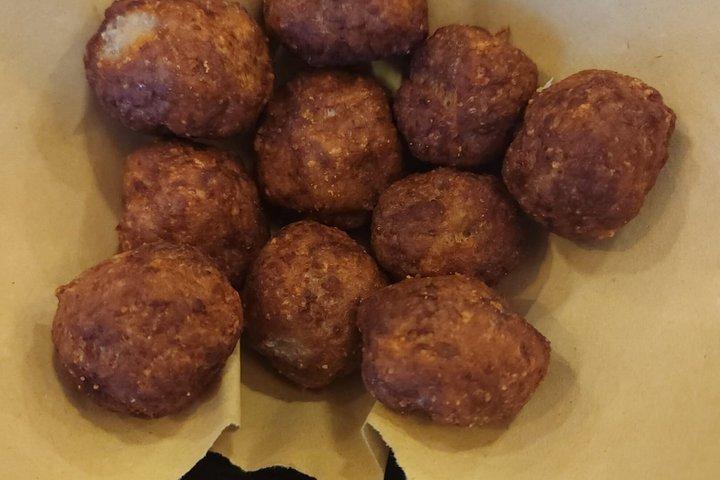 Salento Food Tasting Experience in Lecce with Wine
