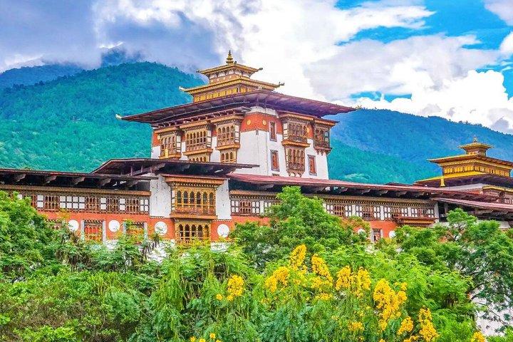 Private 8 Days Best Bhutan Tour with Exclusive Guide and Car