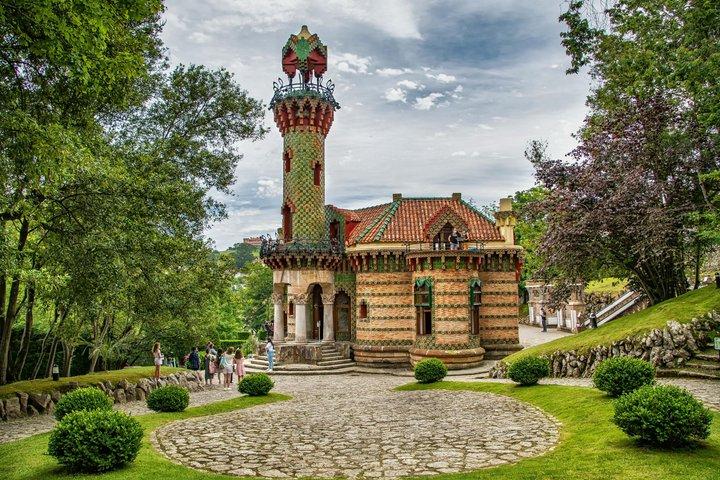 Day trip from Bilbao Capricho de Gaudi Santillana and Santander