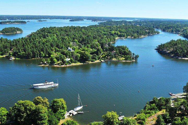 Stockholm Archipelago Cruise with Guide